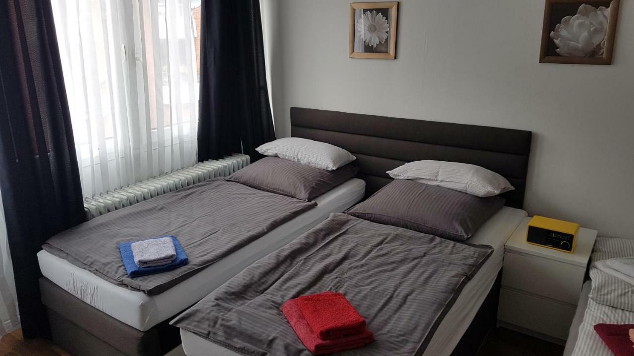 Sonniges Modernes Appartement Hoehenberg Köln Eksteriør bilde