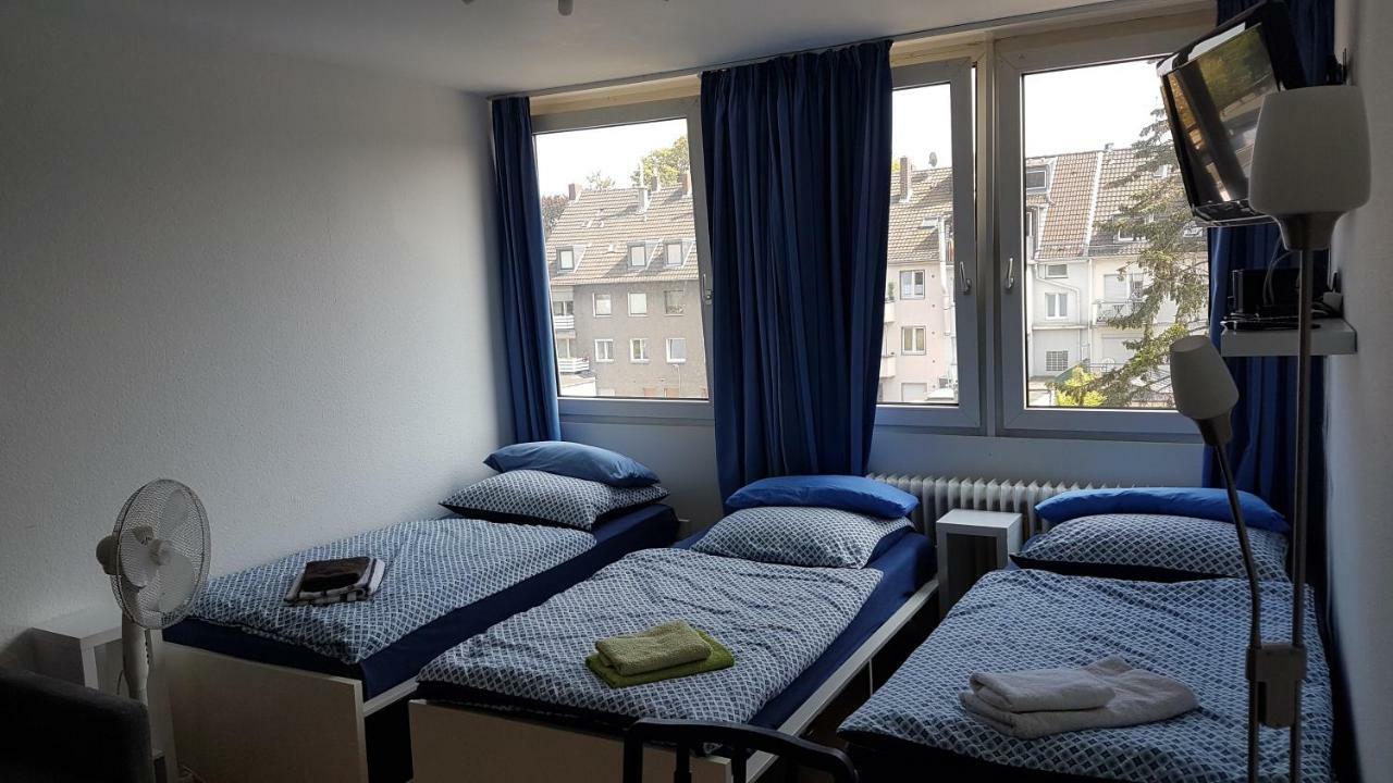 Sonniges Modernes Appartement Hoehenberg Köln Eksteriør bilde