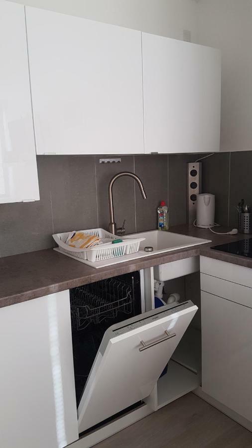 Sonniges Modernes Appartement Hoehenberg Köln Eksteriør bilde